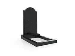 Из черного гранита Из черного гранита